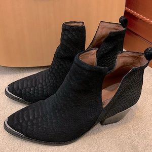 Jeffrey Campbell Cromwell Western Boot in Black Snake Leather (size 9.5)